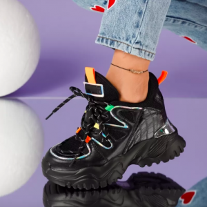 Adidasii cu platforma: o istorie indelungata