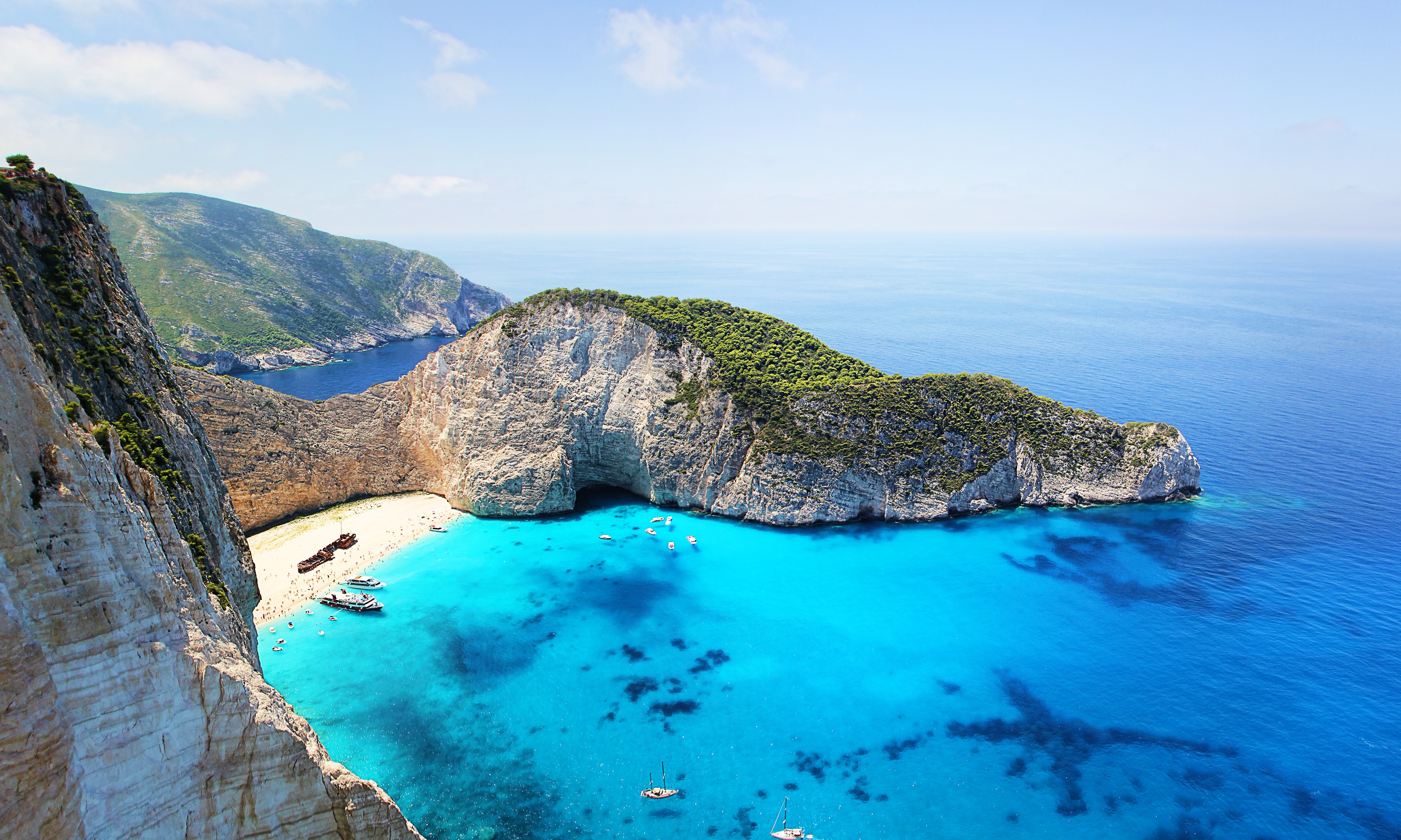 Pregateste o vacanta romantica cu o oferta last minute in Grecia!